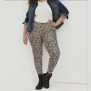 Torrid leopard print pixie pants